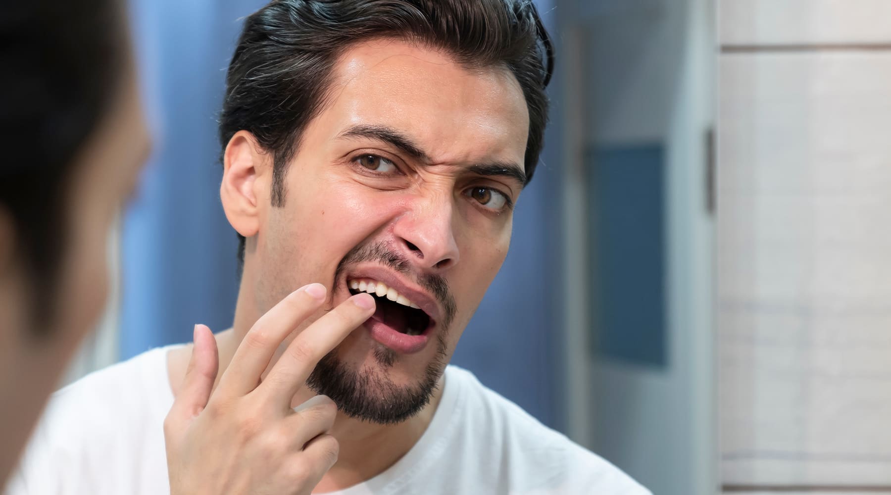 What You Should Know About Dental Implants and Gum Disease